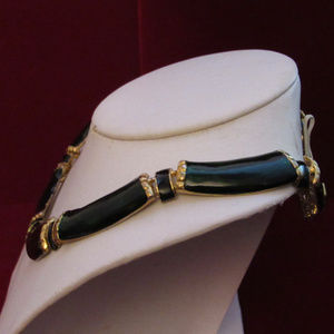 Jewelry - Goldtone Green Enamel Link Hinged Collar Necklace Jewelry - Goldtone Green Enamel Link Hinged Collar Necklace